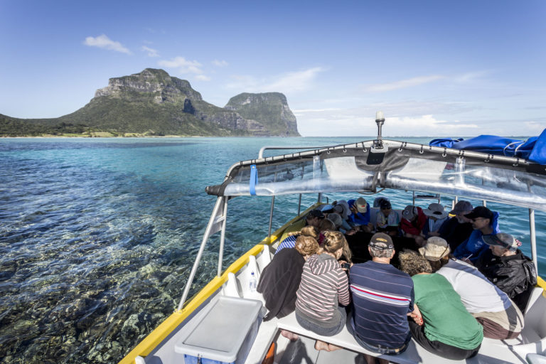 Coral viewing cruise at Commets Hole, Lord Howe Island