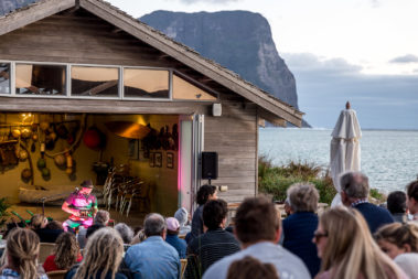 Juzzie Smith sunset performance at Pinetrees, Lord Howe Island